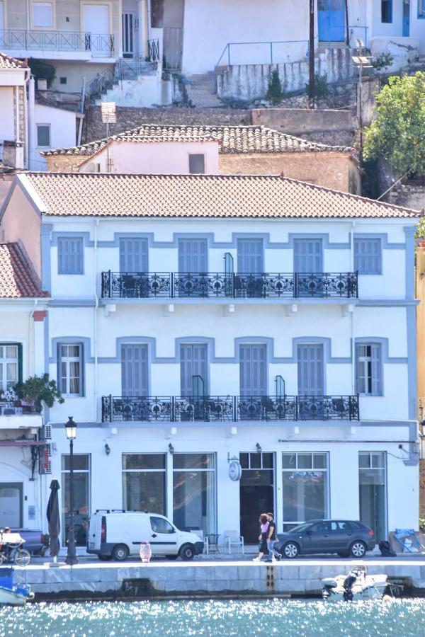 Leonidas Hotel Gythio Exterior photo