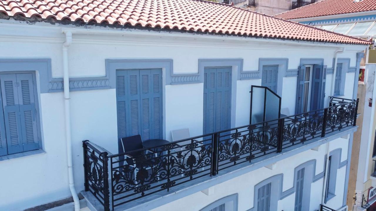Leonidas Hotel Gythio Exterior photo